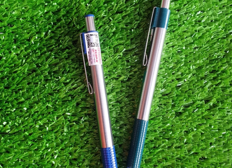 Viết bi Zebra F-301