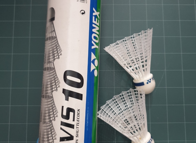 Cầu nhựa Yonex
