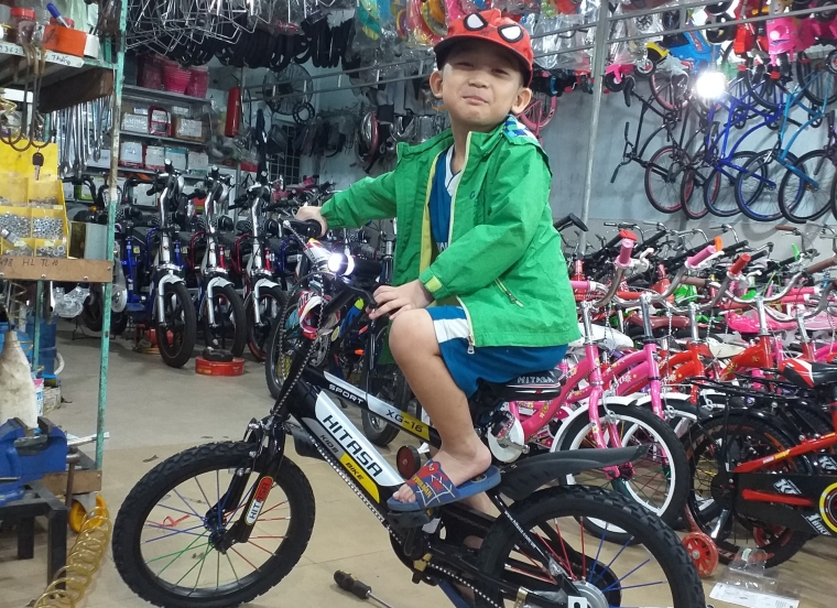 Xe Đạp Hitasa 16kids Đen