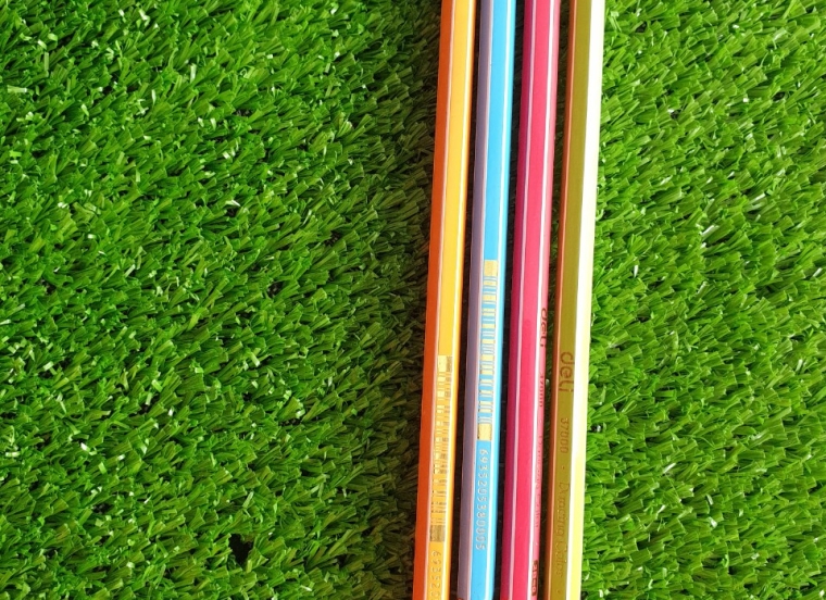 Viết chì Deli 37000