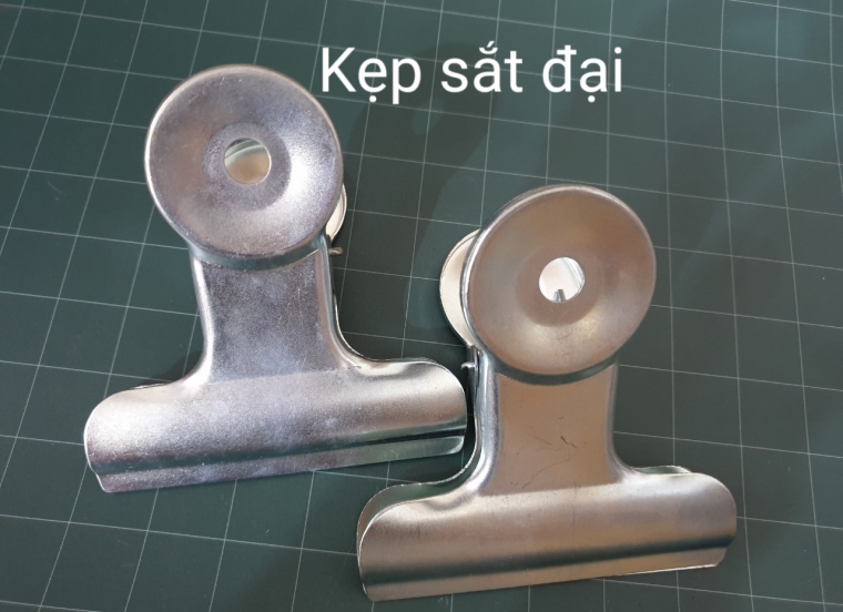 Kẹp sắt đại