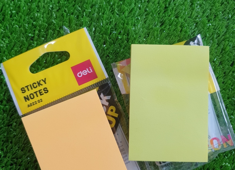 Giấy note 3x2 deli A02202