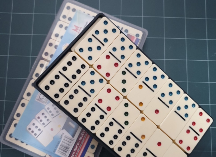 Domino AAA Trung - Lớn