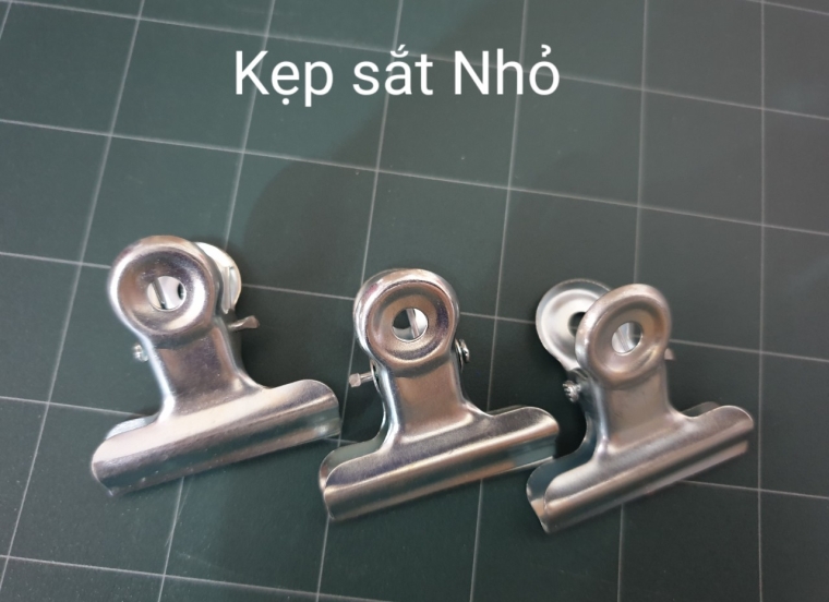 Kẹp sắt nhỏ