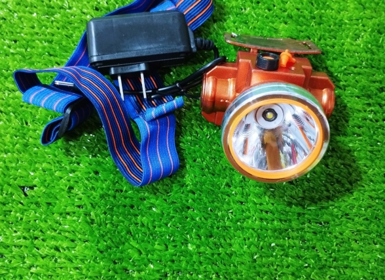 Đèn đội đầu T31 trắng