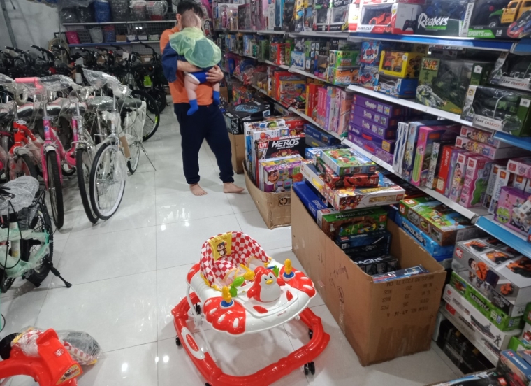 Xe tập đi nhựa chợ lớn - L4 chim cánh cụt (có nhạc)