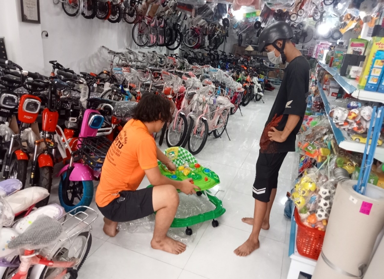 Xe tập đi nhựa (không nhạc)