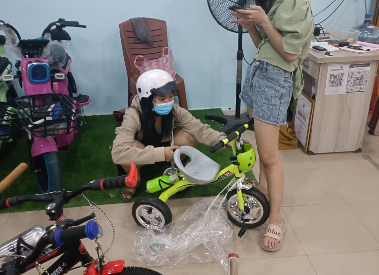  Xe đạp 3 bánh con bọ sắt - sản phẩm đồ chơi trẻ em